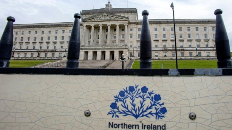 Católicos superam número de protestantes na Irlanda do Norte, afirma censo