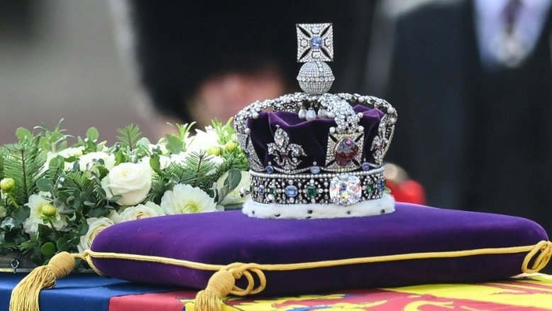 A coroa imperial, um símbolo do poder real britânico