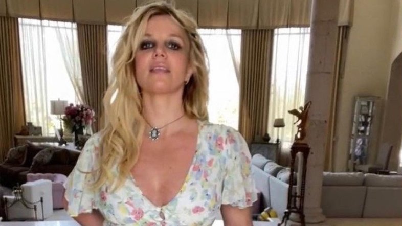 Britney Spears diz que não acredita mais em Deus e que seu pai deveria ser preso para o resto da vida