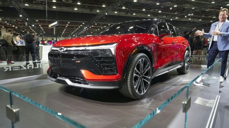 Salão do automóvel de Detroit começa com expectativa de discurso de Biden