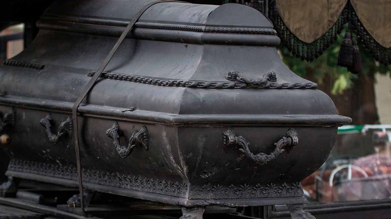 Porque caixões de chumbo são usados no enterro de integrantes da realeza britânica? Foto: Pexels