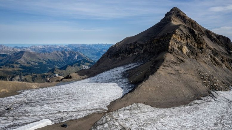 Derretimento de geleiras gera aparecimento de 3.000 novas lagoas no Peru