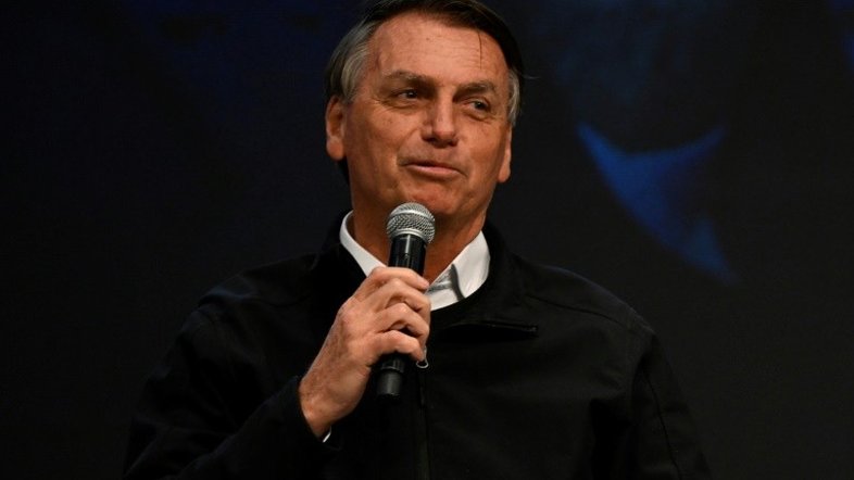 Bolsonaro insiste em vitória no primeiro turno apesar de pesquisas adversas