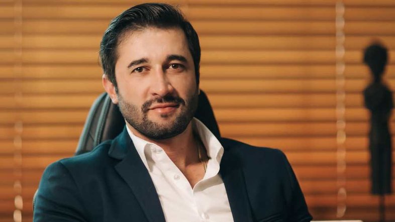 Pagar imóvel em dinheiro vivo é permitido? Consultor de luxo Rafael Barbosa esclarece