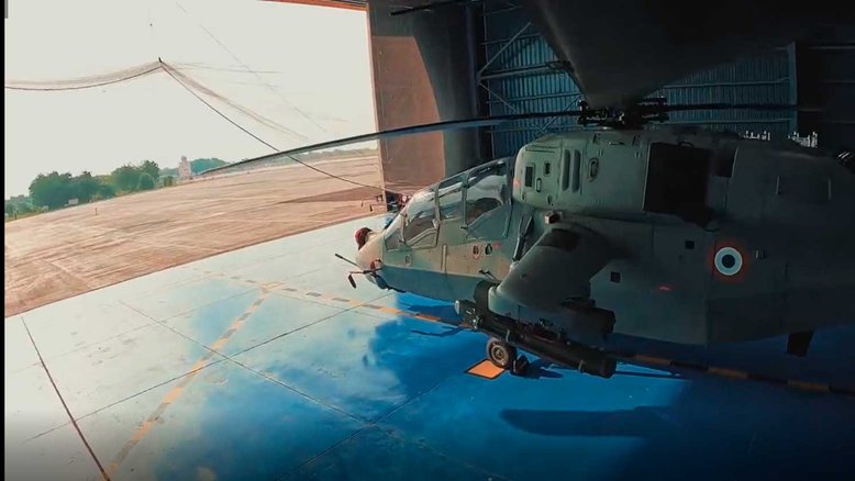 Força Aérea Indiana apresenta o seu novo helicóptero de combate multifunção. Foto: Reprodução