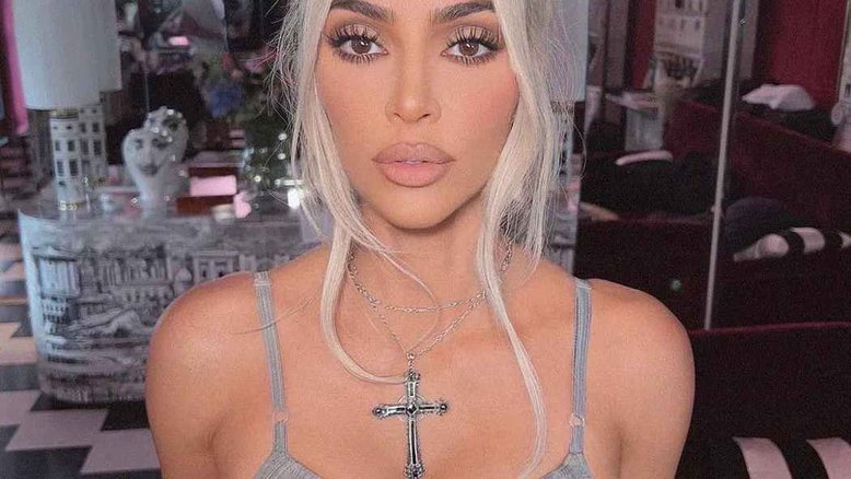 Kardashian 'aperta estômago', perde 20 kg, mas magreza acende alerta, diz médico Paulo Lara