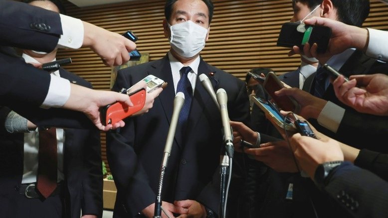 Ministro do Japão renuncia em meio a críticas por vínculos com seita Moon