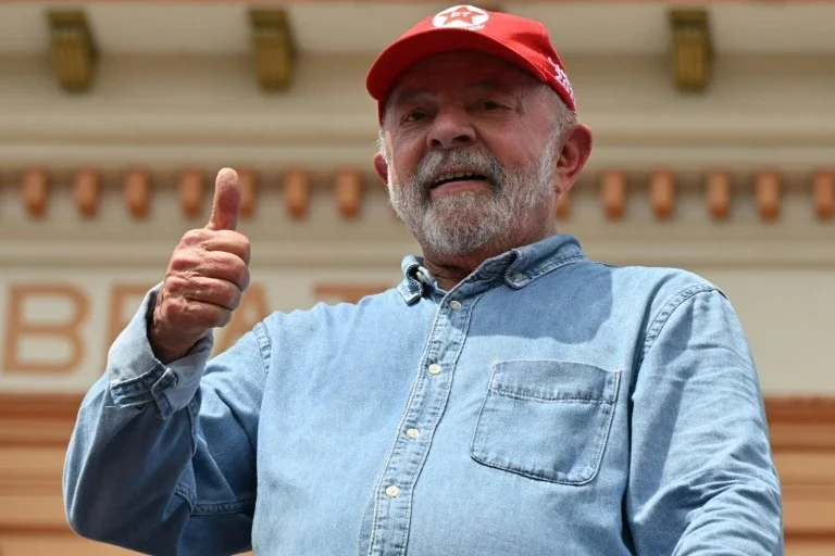 Sem consenso por indicado de Lula, PT tem 5 candidatos ao comando do partido