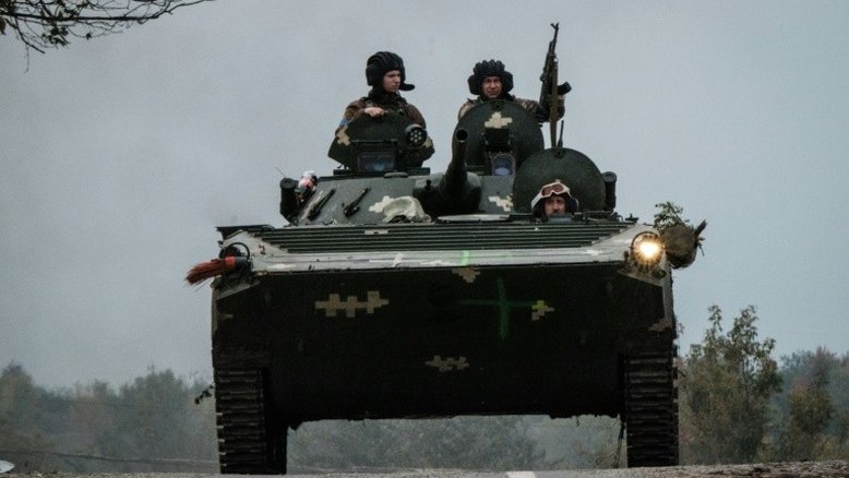 Exército ucraniano entra em cidade estratégica em uma das regiões anexadas pela Rússia