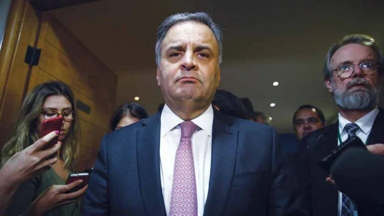 Supremo vê acusação ‘genérica’ e rejeita denúncia da PGR contra Aécio