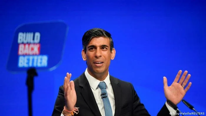 Quem é Rishi Sunak, o novo premiê do Reino Unido
