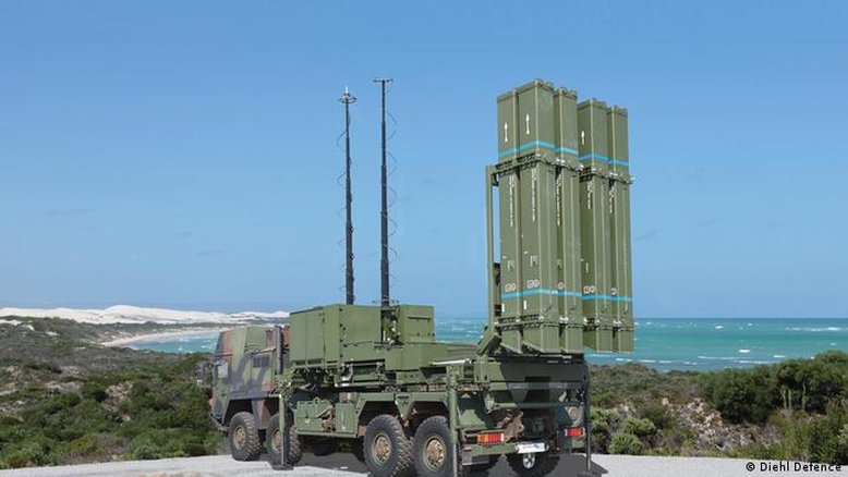Aliados da Otan lançam base para defesa antimíssil europeia