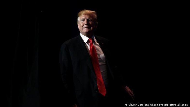CPI do ataque ao Capitólio decide intimar Trump