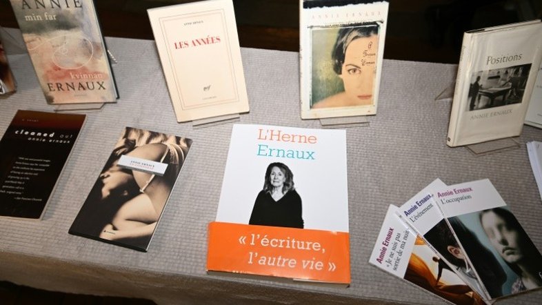 Annie Ernaux em cinco livros
