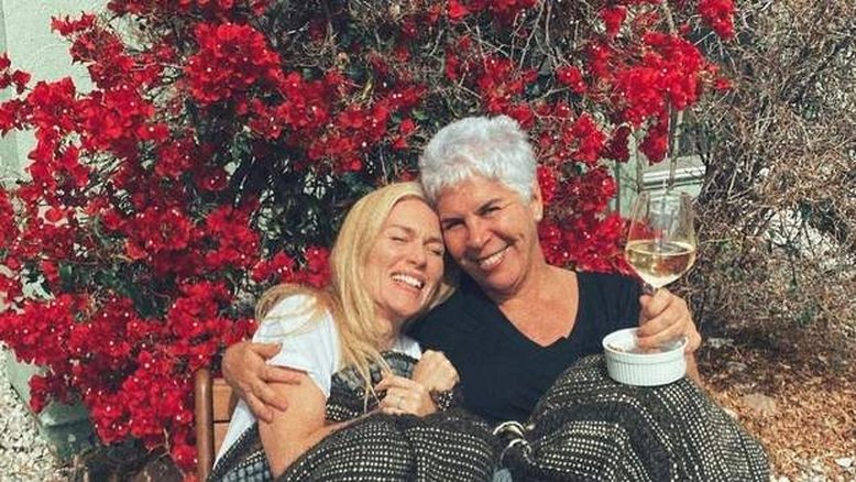 Ludmila Dayer recebe ajuda de amiga após diagnóstico de esclerose múltipla