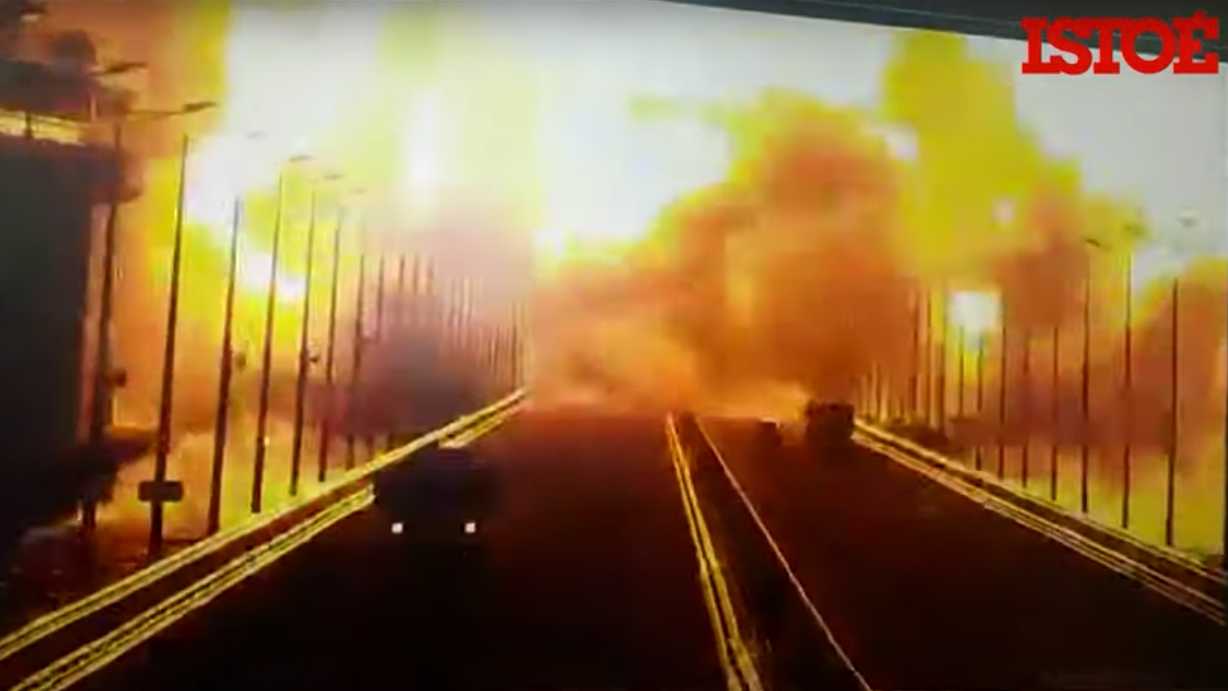 Imagens impressionantes de ponte explodindo na Rússia viralizam na internet