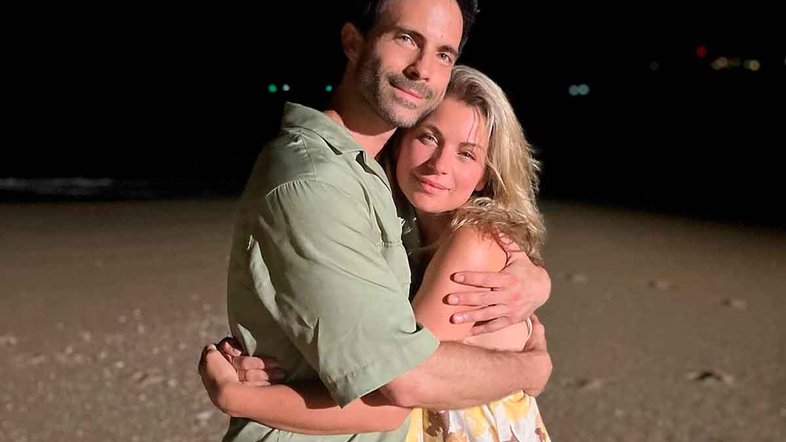 Osvaldo Benavides (diretor) e Ludwika Paleta e que fez o papel de Maria Joaquina da versão original de “Carrossel”. Foto: Reprodução Instagram