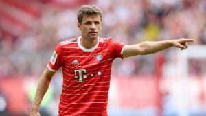 Thomas Müller se isola como o jogador com mais conquistas da Bundesliga, futebol alemão