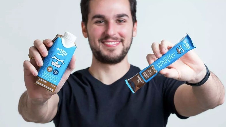 Mais Mu revoluciona o mercado de alimentos saudáveis com whey ‘à prova de mãe’