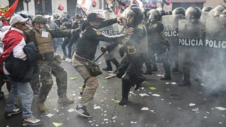 Grupo de alto nível da OEA chega ao Peru para analisar a crise no país