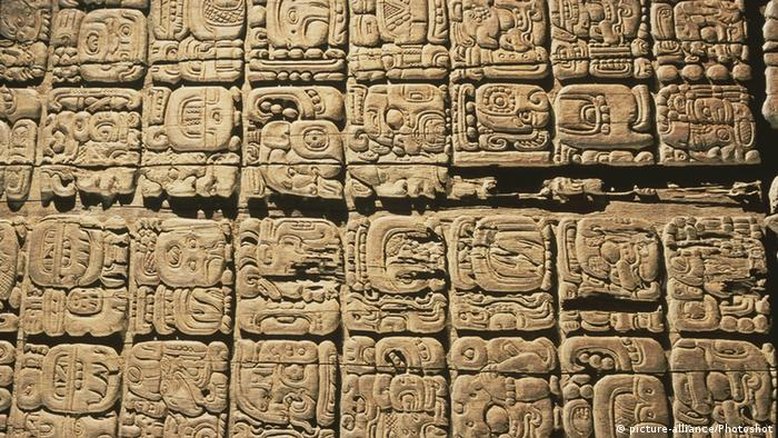 1519: Cortés prende Montezuma, rei dos astecas
