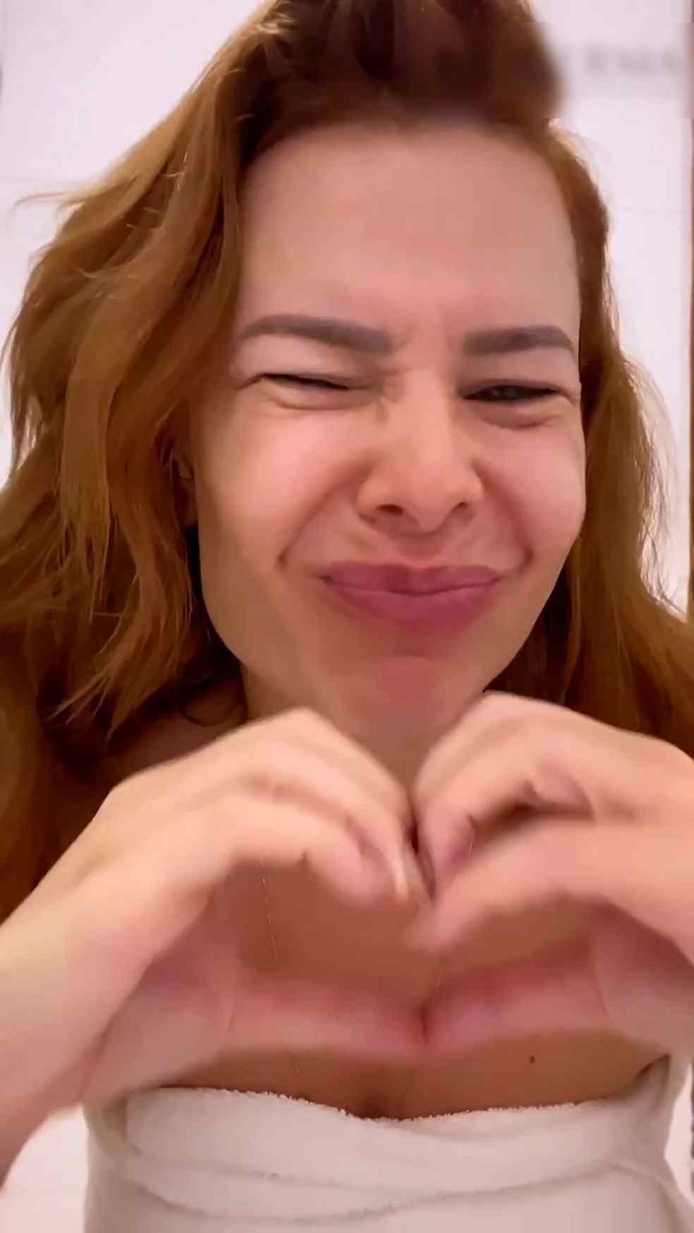 Foto: Fernanda Souza posa sem maquiagem do jeito que 'namorada ama'