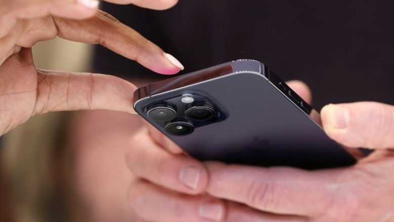 Apple restringe troca de arquivos nos iPhones na China