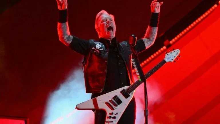 Metallica anuncia novo disco e uma turnê mundial