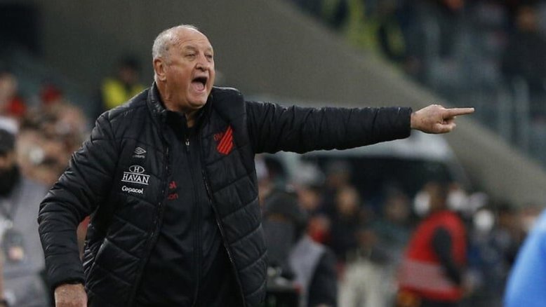 Luiz Felipe Scolari admite interesse do Boca Juniors: 'Pediu meu telefone'