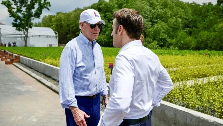 Macron viaja aos EUA para falar sobre Ucrânia e protecionismo com Biden