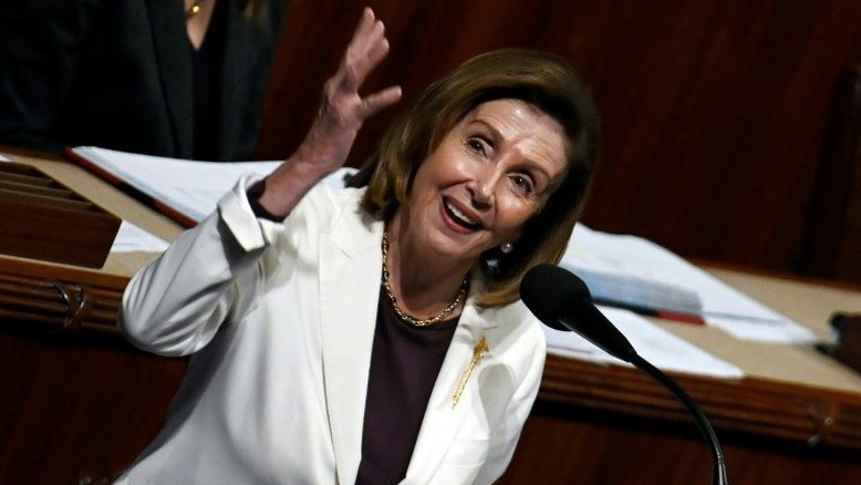 Nancy Pelosi deixará de liderar democratas na Câmara dos EUA