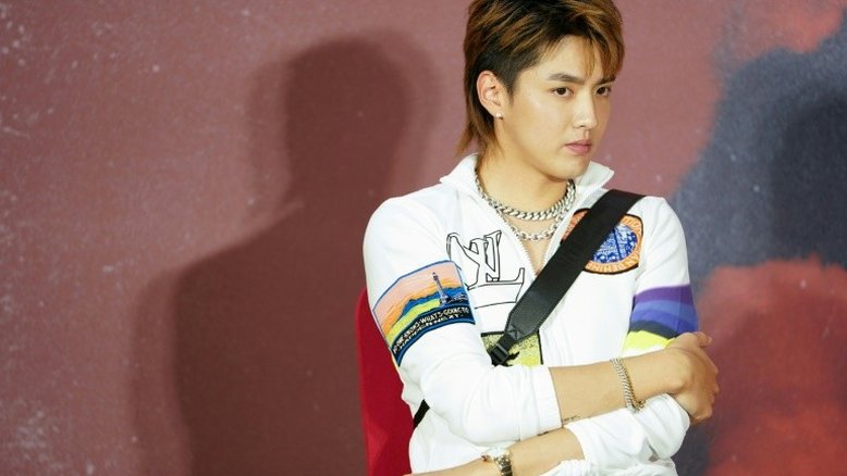Cantor e ator sino-canadense Kris Wu é condenado por estupro