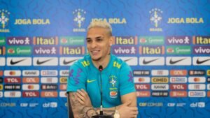 Conheça os nomes e rostos convocados por Tite para representar o Brasil na Copa do Mundo 48 Conheça os nomes e rostos convocados por Tite para representar o Brasil na Copa do Mundo