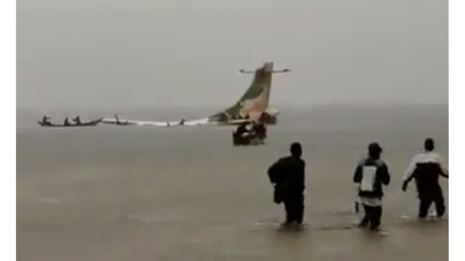 Avião de passageiros cai no Lago Vitória na Tanzânia e deixa 19 mortos
