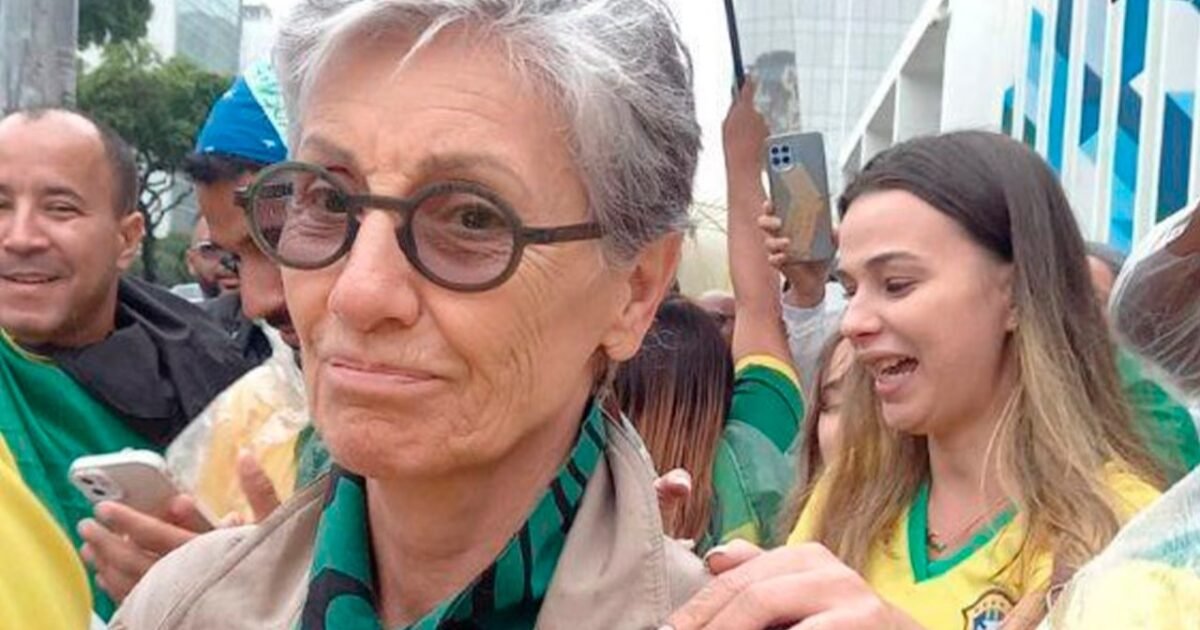 Com camiseta de 'aborto não', cássia kis volta a participar de manifestações antidemocráticas