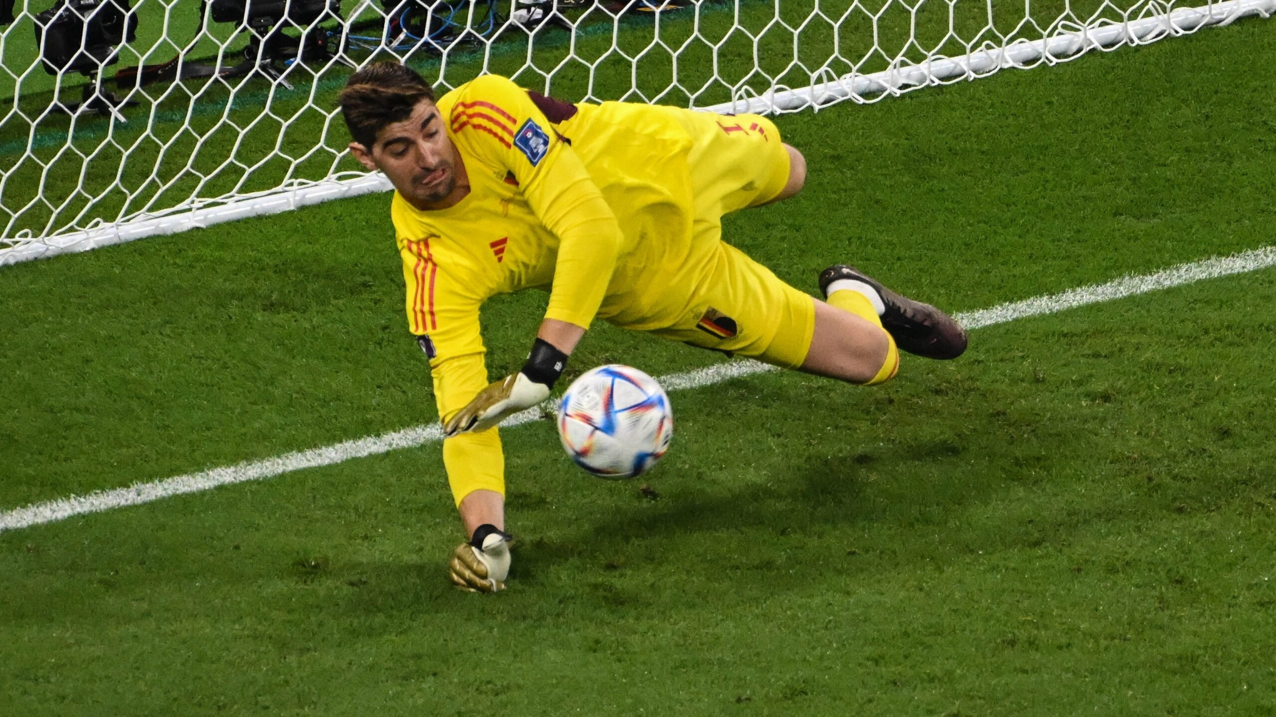 Bélgica sofre com o Canadá, mas vence pelo placar mínimo 8 Bélgica sofre com o Canadá, mas vence pelo placar mínimo