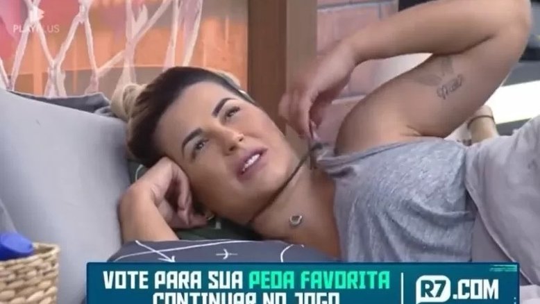 A Fazenda: Deolane diz que quer louvar para tirar ódio do coração
