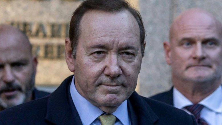 Kevin Spacey enfrenta novas acusações de agressão sexual no Reino Unido