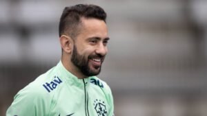 Conheça os nomes e rostos convocados por Tite para representar o Brasil na Copa do Mundo 43 Conheça os nomes e rostos convocados por Tite para representar o Brasil na Copa do Mundo