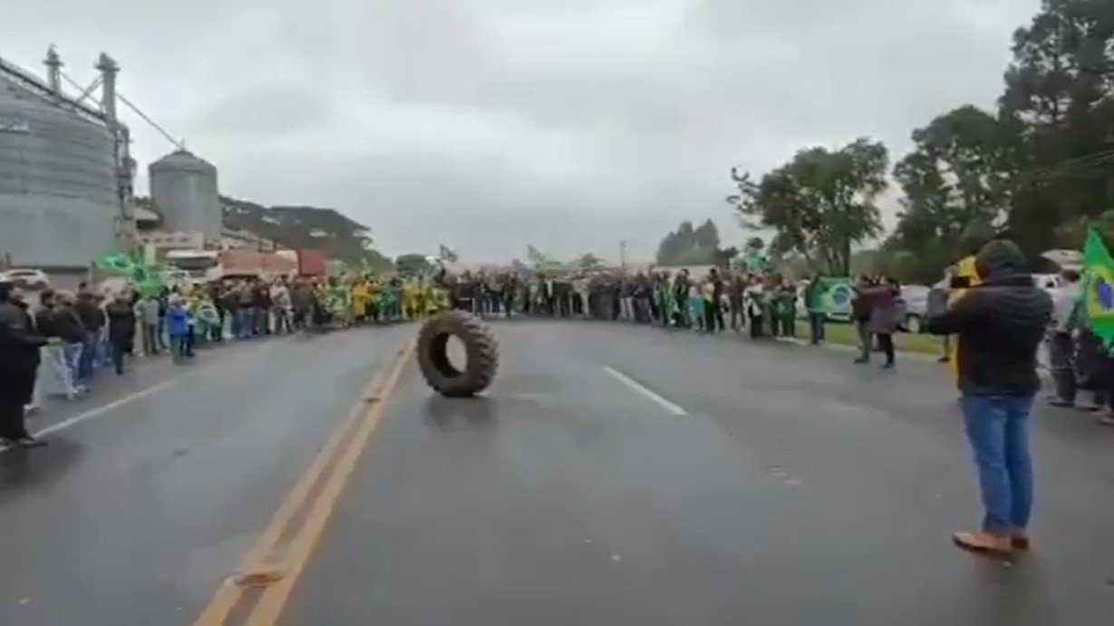 Vejam do que nos livramos: o bolsonarismo em seis cenas patéticas