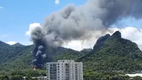 Incêndio atinge o Projac, da Rede Globo, no Rio de Janeiro; veja vídeos