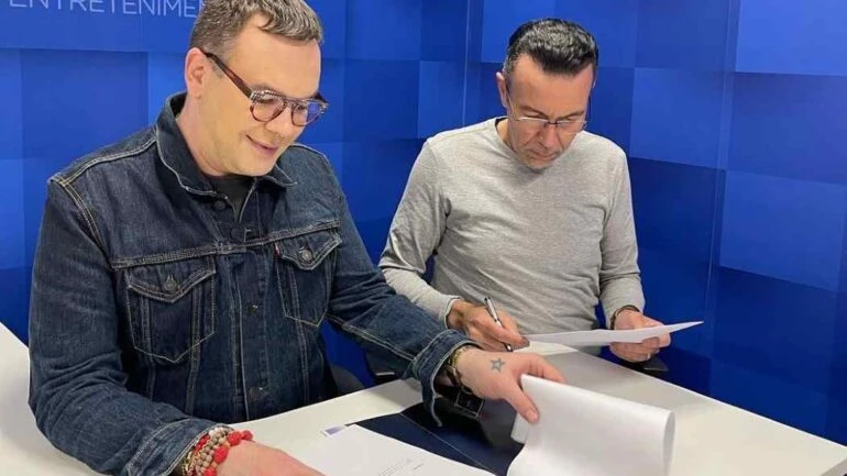 Após deixar Sonia Abrão e ir para Jovem Pan, Felipeh Campos assina com a Record