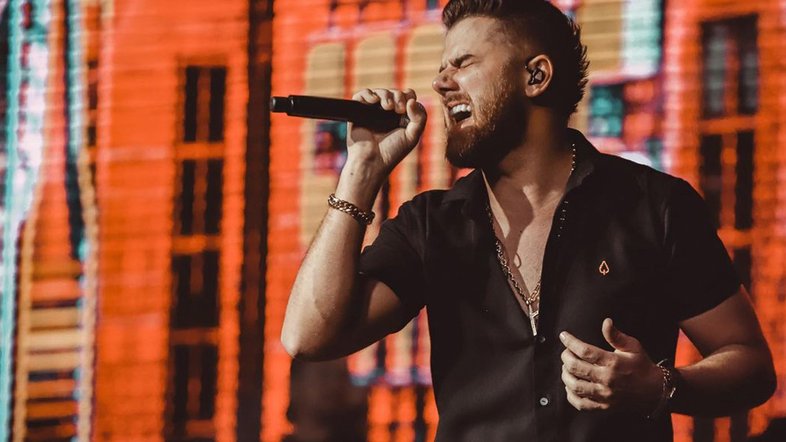 Zé Neto deixará UTI e será transferido para quarto de enfermaria, diz novo boletim médico