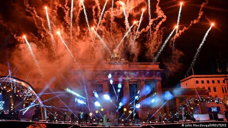Alemanha volta a liberar venda de fogos de artifício