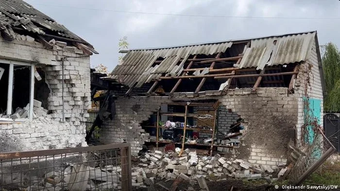 Rússia bombardeia leste ucraniano, em sinal de novo objetivo