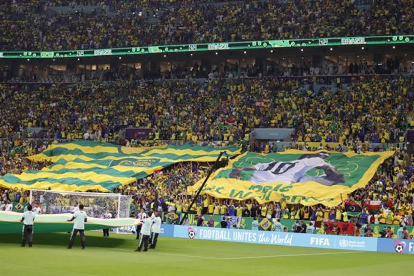 Hoje tem Brasil: torcida vai à loucura antes de jogo contra Camarões