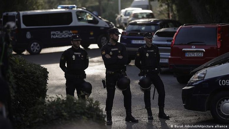 Espanha relata onda de cartas-bomba a órgãos e autoridades