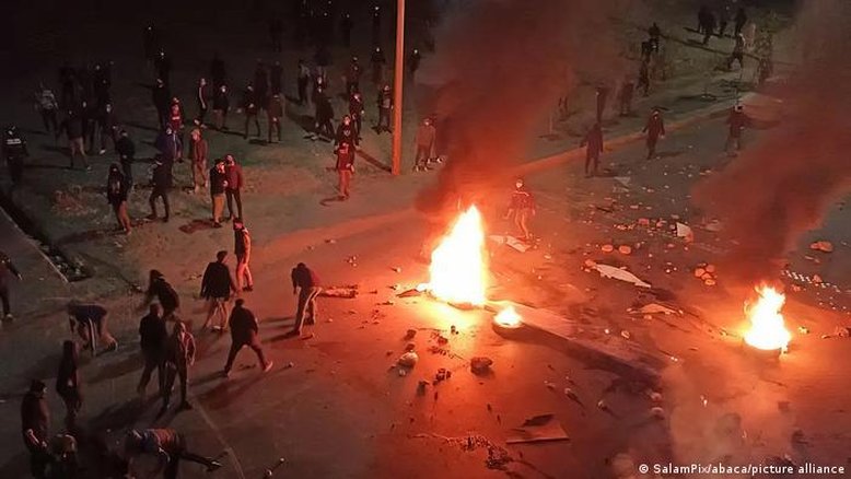 Irã confirma mais de 200 mortos em protestos no país