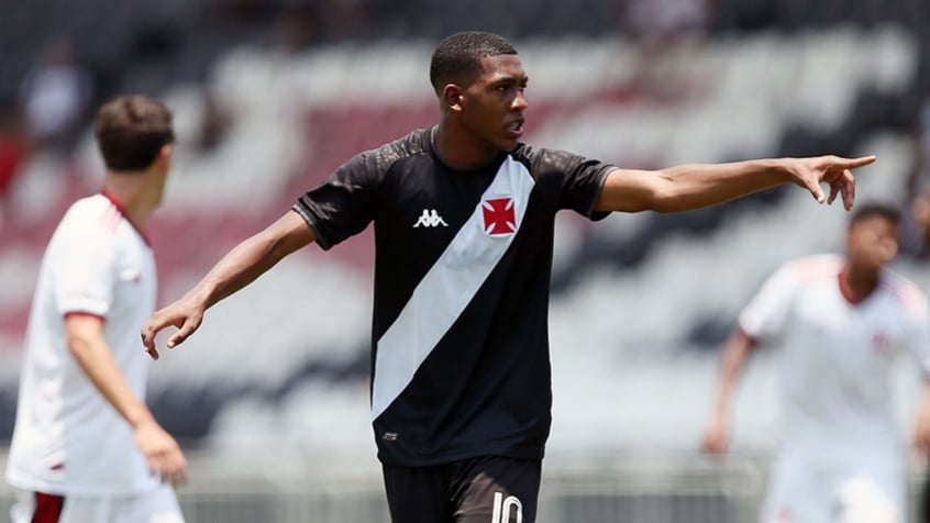 Vasco faz proposta para contratar atacante Wesley, do Palmeiras