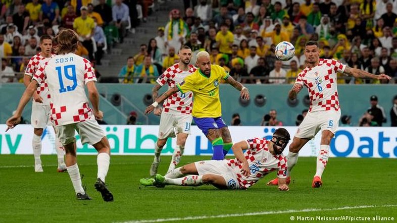 Brasil perde nos pênaltis para a Croácia e está fora da Copa